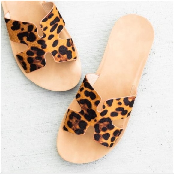 Shoes - ❤️ LAST PAIR! Leopard Print Summer Slide Sandal